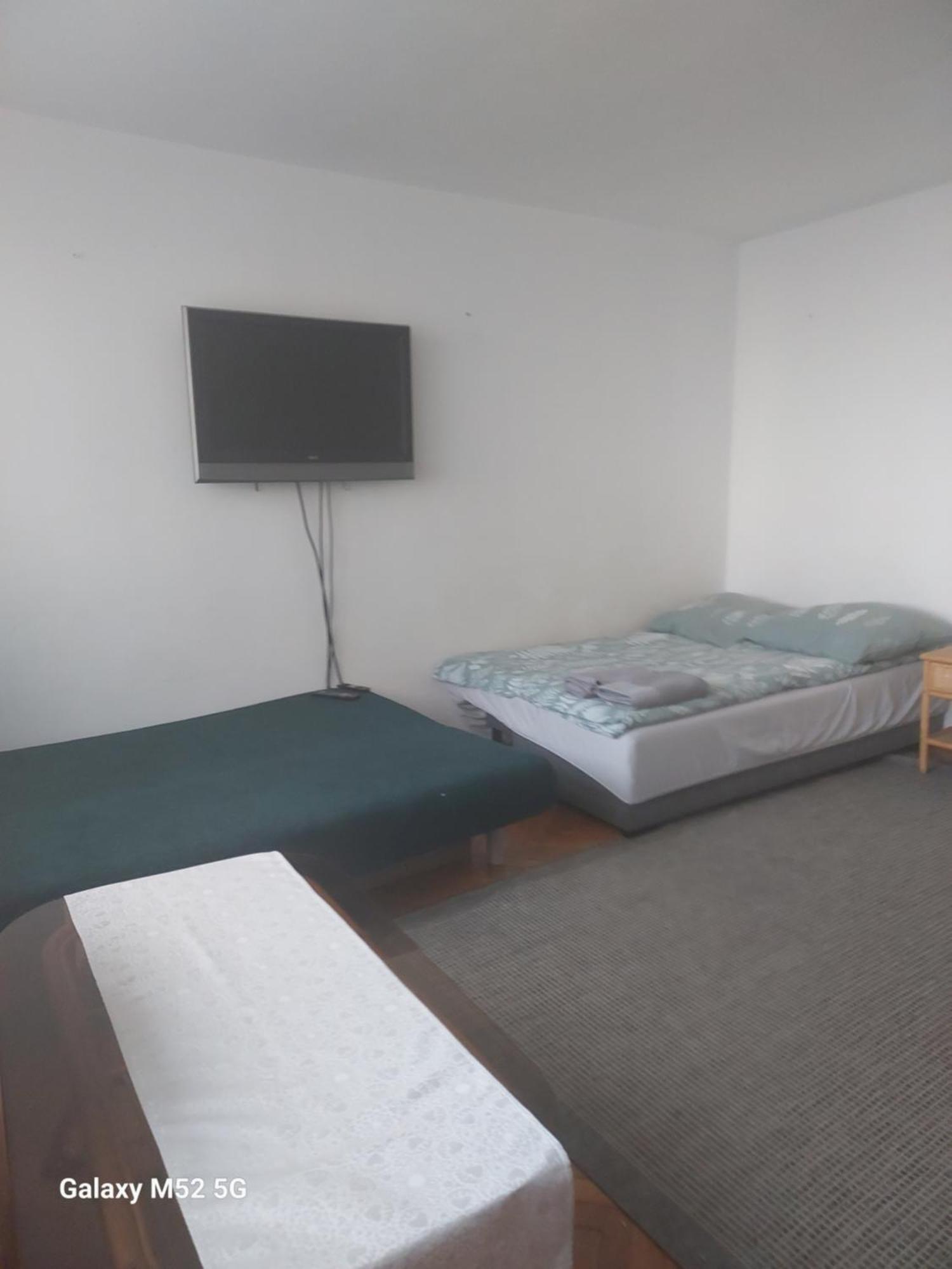 Apartament Roland Warszawa Srodmiescie Buitenkant foto